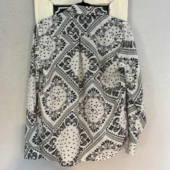 Paisley Blouse - Picture 4 of 4